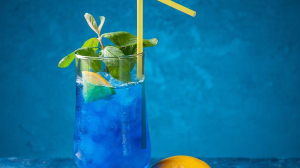 Cocktail Blue Lagoon : l'incontournable des apéritifs estivaux !