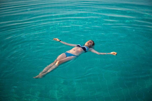 Quelle est la meilleure approche pour enseigner la seconde guerre mondiale aux élèves de quatrième de manière immersive ?