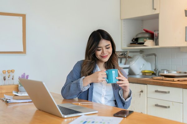 Opportunités et défis du travail à distance en 2024